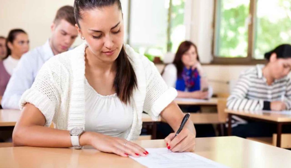 Concorso pubblico tempo indeterminato stipendio corposo