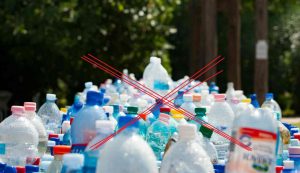 Illustrazione di un po' di plastica (Pexels FOTO) - www.energycue.it