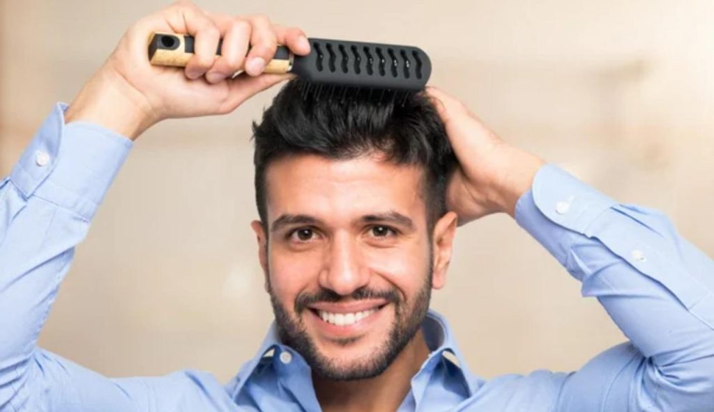 Uomo e capelli folti (Depositphotos foto) - www.energycue.it