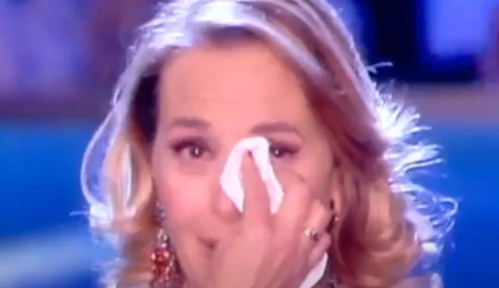 Barbara D'Urso in lacrime (isola dei famosi 2019 - youtube screenshot) - www.energycue.it