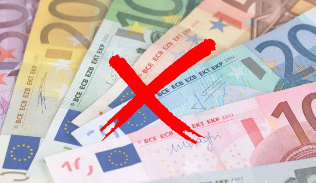 Illustrazione di alcune banconote (Canva FOTO) - energycue.it