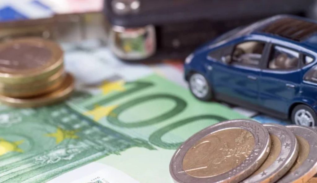 Tassa auto 100€