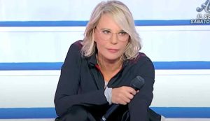 Maria De Filippi sorridente
