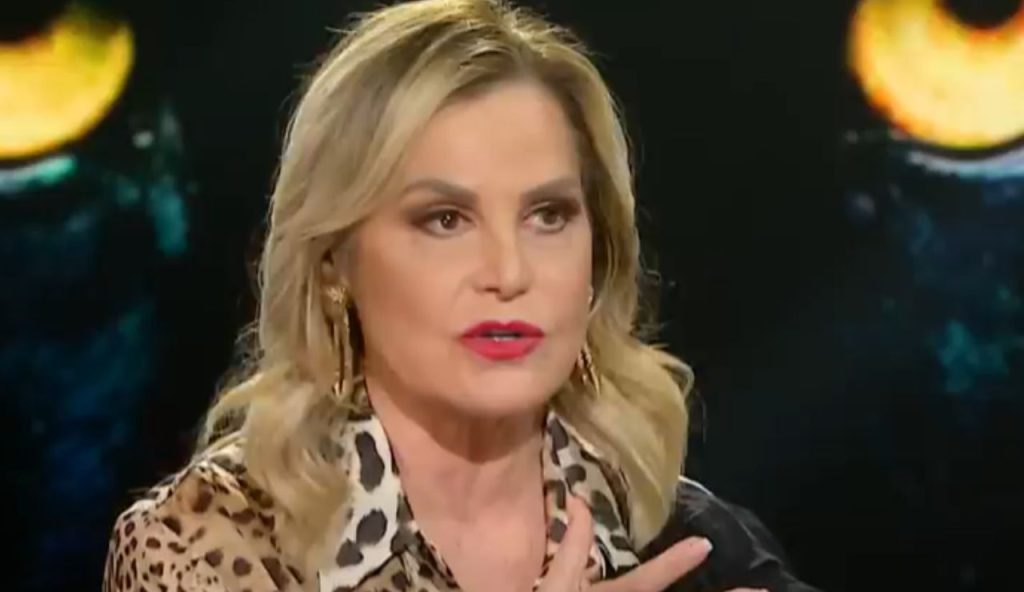Simona Ventura seria
