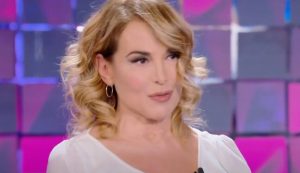 Barbara D'Urso (Mediaset Infinity - youtube screenshot) - www.energycue.it