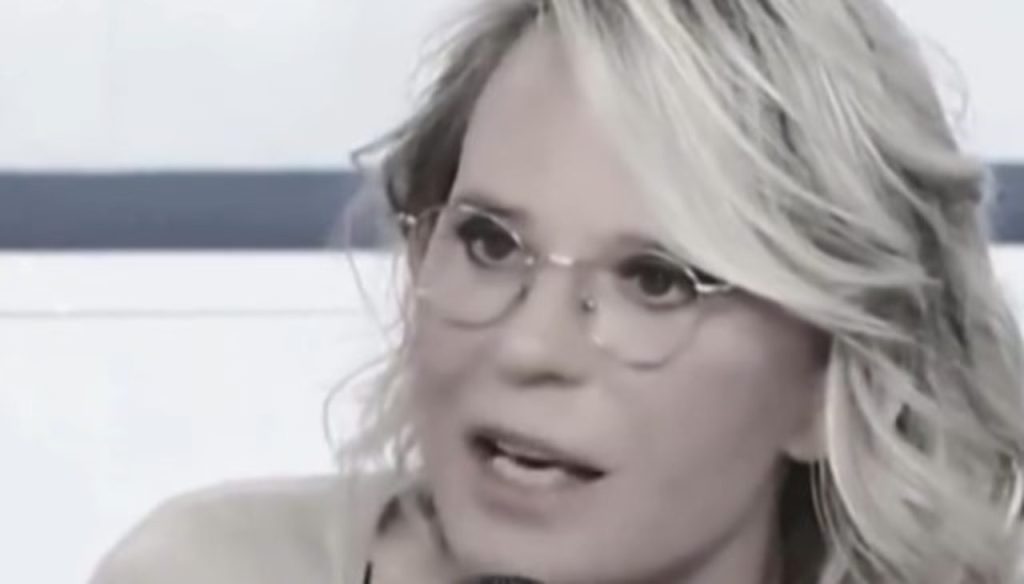 Maria De Filippi (uominiedonnefans instagram foto) - www.energycue.it